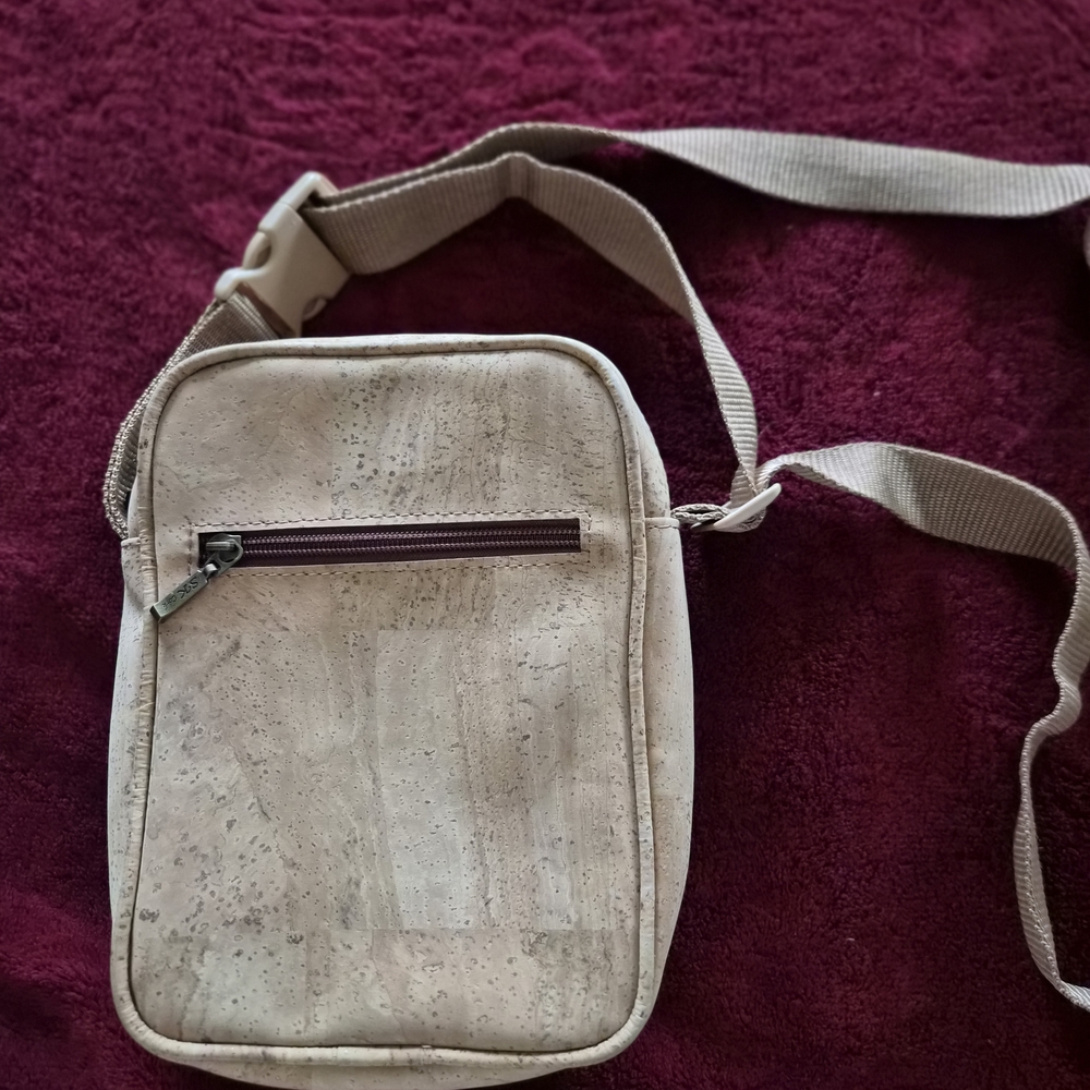 Stylish Beige Crossbody Bag 100% Cork